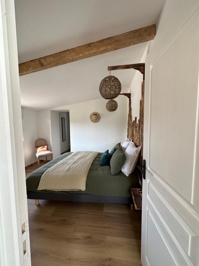 Le Clos De Baron Sur Odon, Un Havre De Paix. 외부 사진